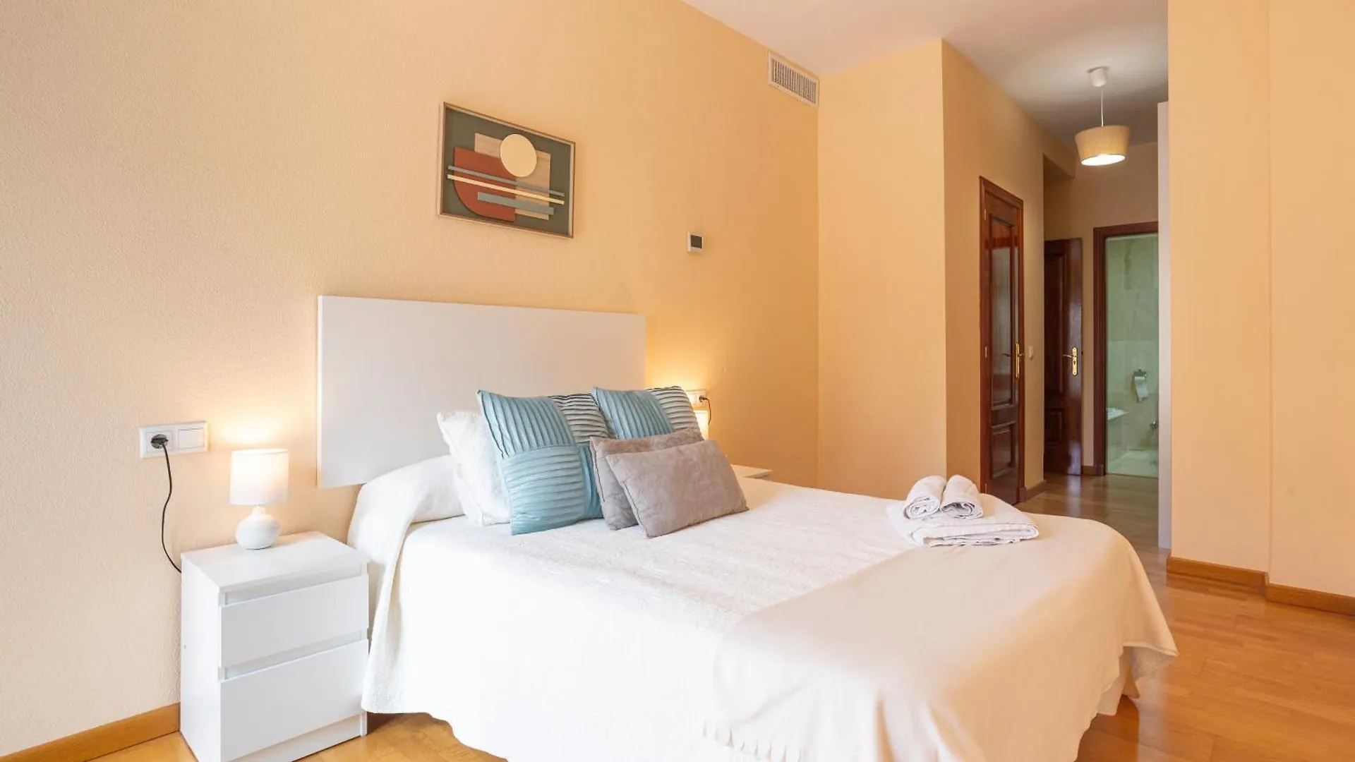 Teatro Plaza Apartments Malaga