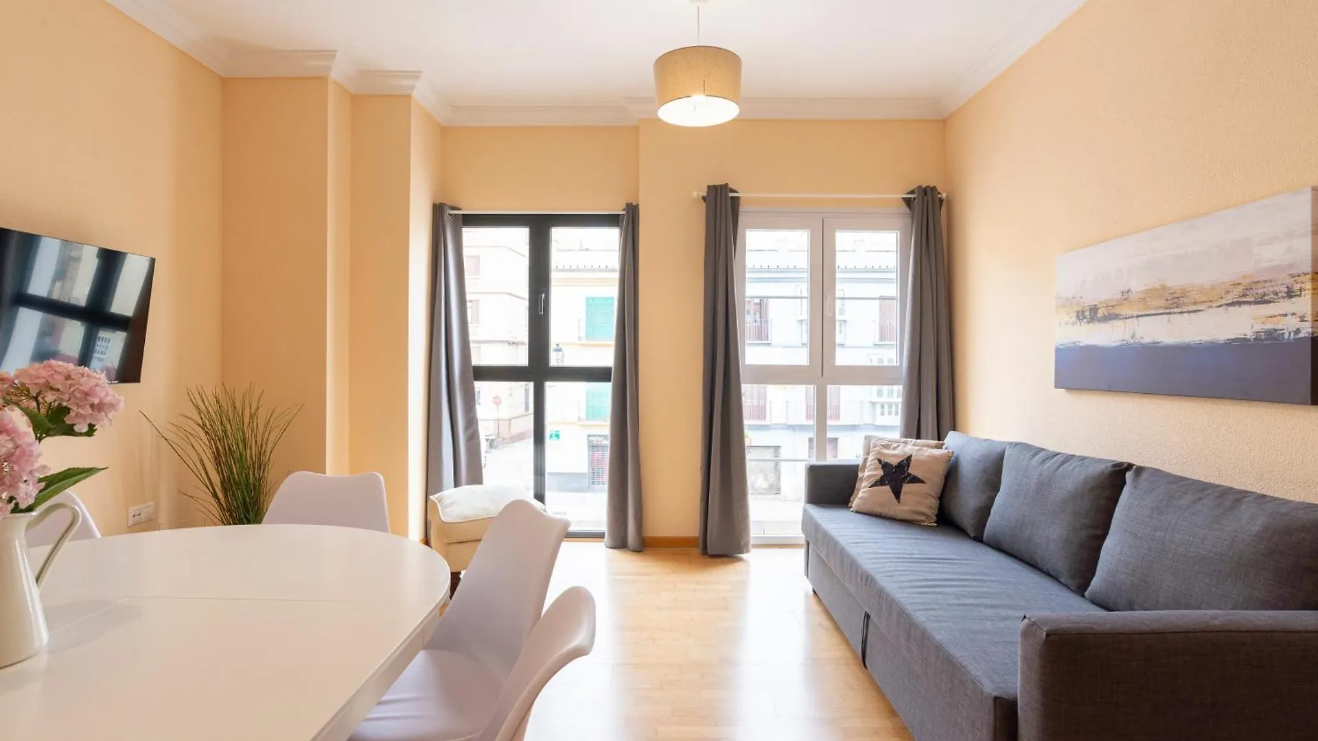 Teatro Plaza Apartments Malaga Spain
