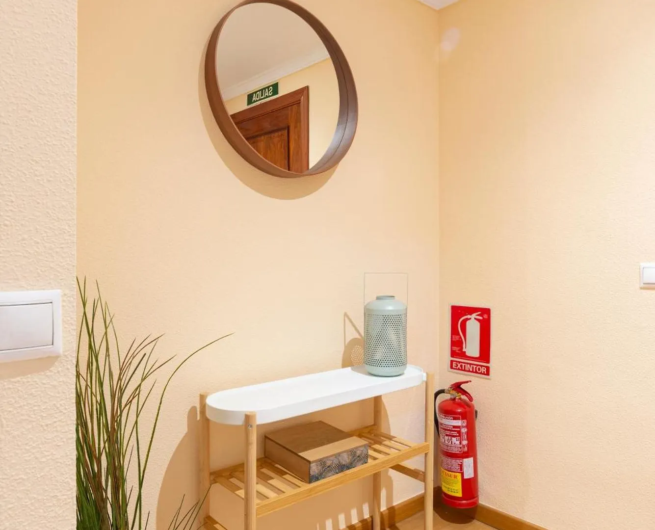 Teatro Plaza Apartments Malaga